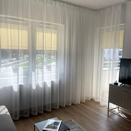 Modern Near The Center & Airport Apartment Warschau